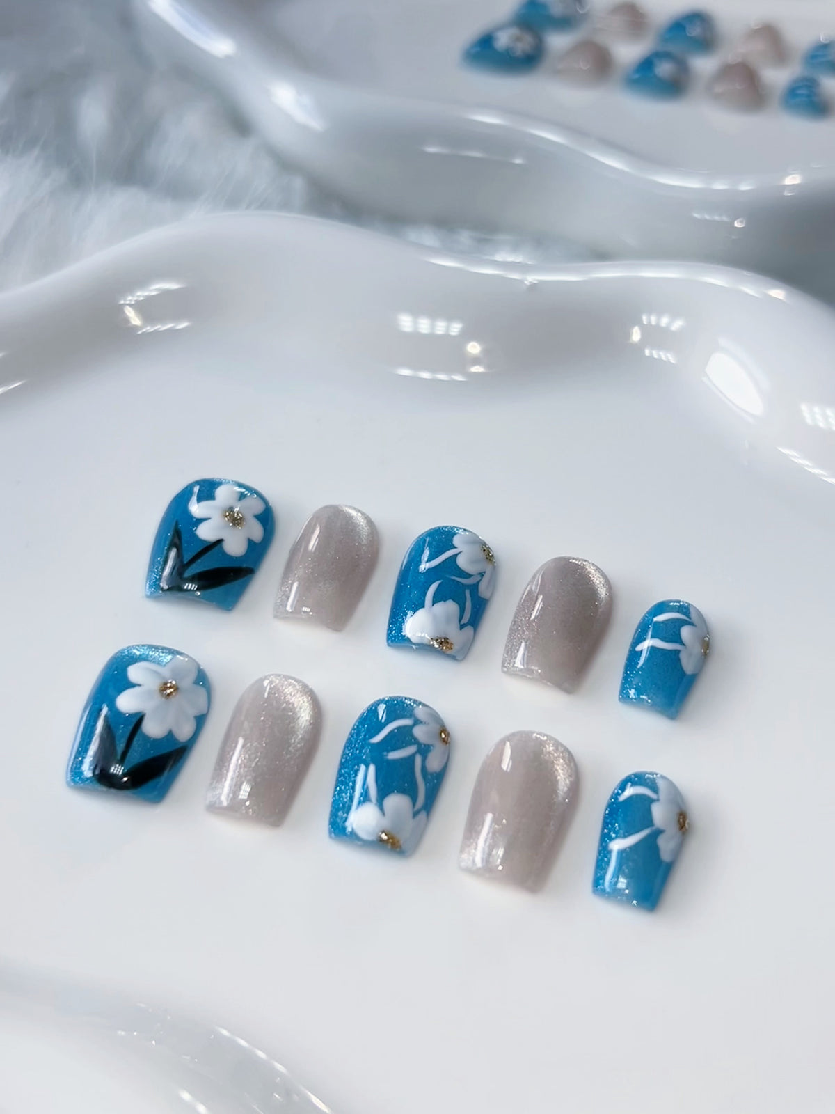 Size S handmade press-on nail collection