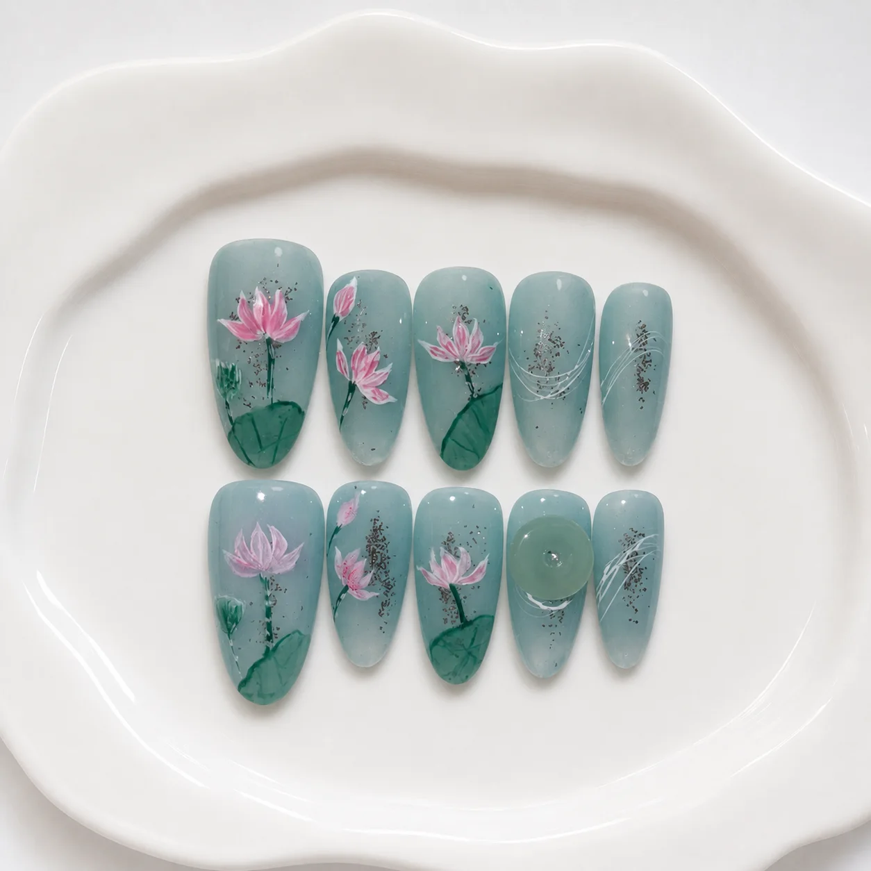 Toofufu Set 294 handmade press-on nail set